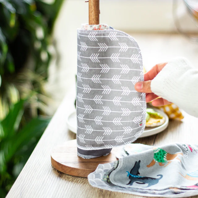 munch - Unpaper Towels (10 mixed design towels on a wooden holder)